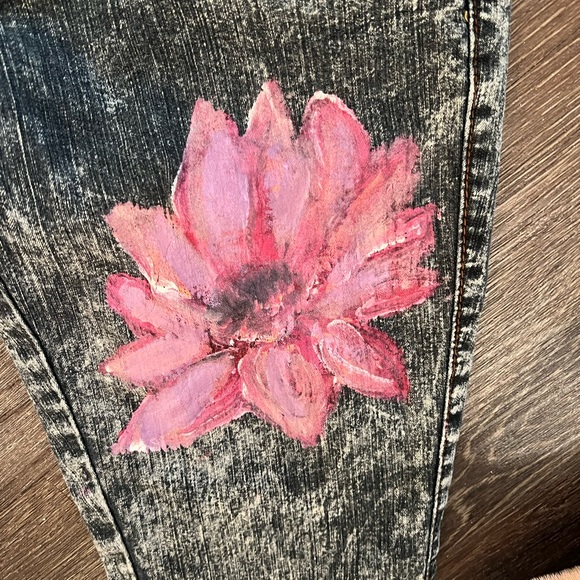 UPCYCLED ACID WASHED HAND PAINTED JEANS SIZE 7/8by WINKS AND KISSES ARTISTRY NWT - Picture 9 of 9